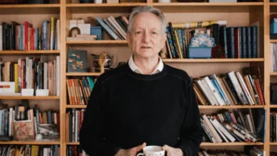 The 'Godfather' Geoffrey Hinton of Artificial Intelligence and the Blind Spots in AI Mastery